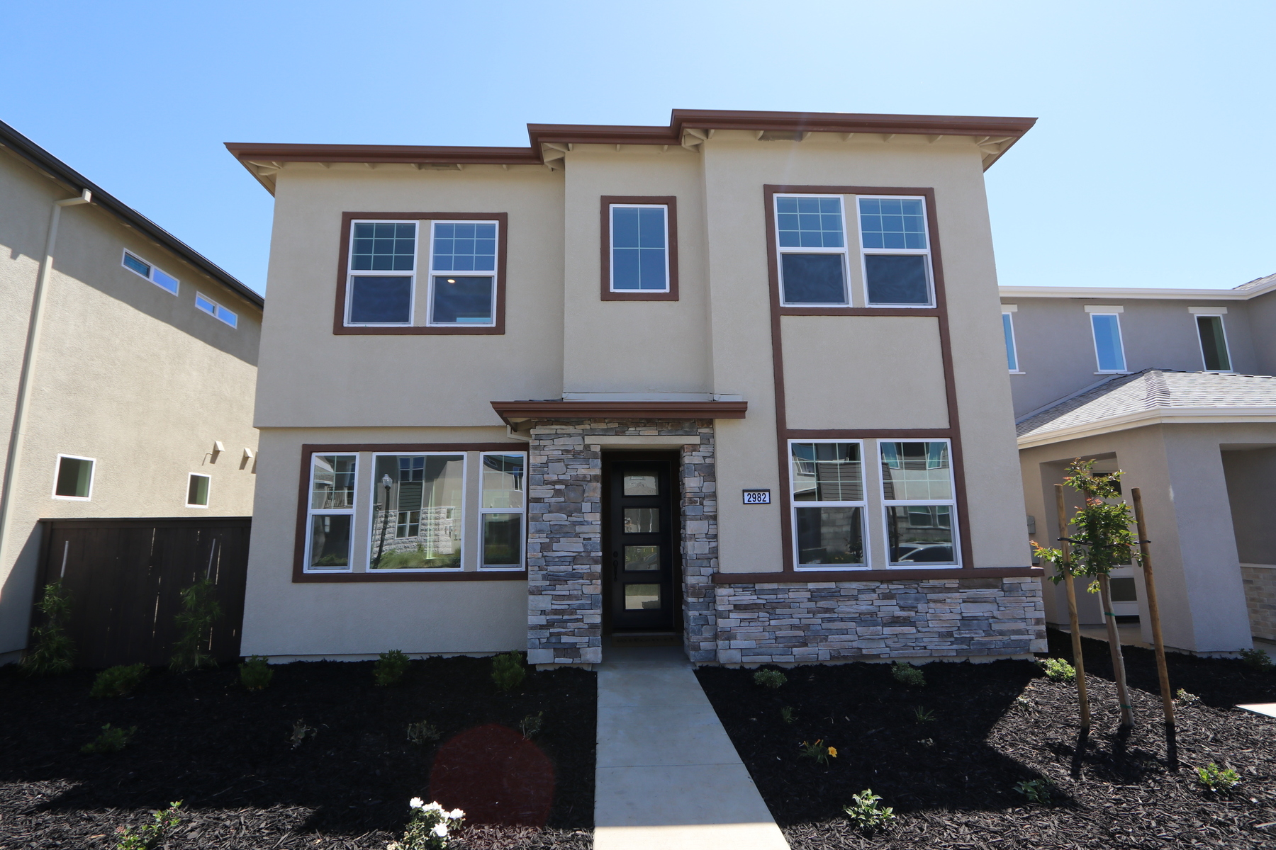 2982 Melo Pearl Street